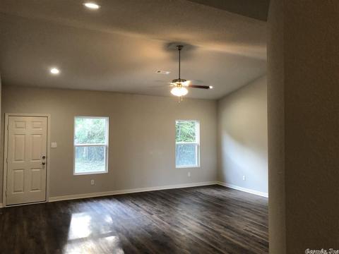2000 Mary Alice Dr, Conway, AR 72032 photo 4