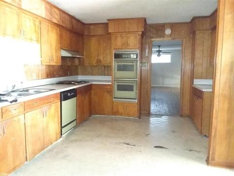 801 Forest, Benton, AR 72015 photo 11