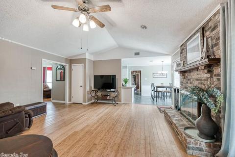 3 Kensington, Conway, AR 72034 photo 4