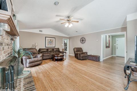 3 Kensington, Conway, AR 72034 photo 3