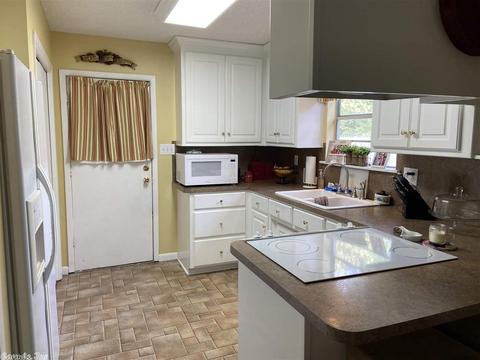 2226 Mchenry Cir, Malvern, AR 72104 photo 10