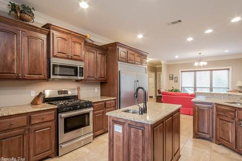 7248 E Shadow Ridge Rd, Benton, AR 72019 photo 4
