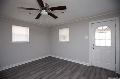 409 Fifth St, Benton, AR 72015 photo 2