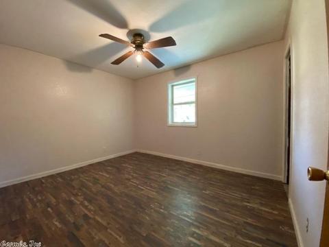 516 Wayne St, Trumann, AR 72472 photo 6