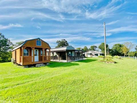 1302 Holmes Rd, Mountain View, AR 72560 photo 1
