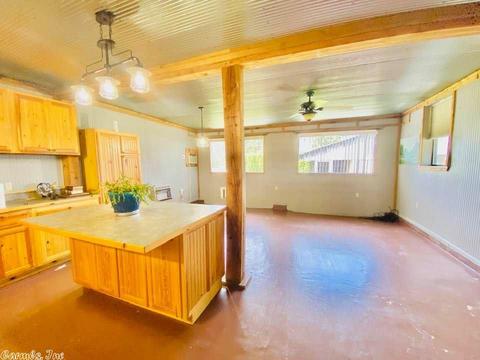 1302 Holmes Rd, Mountain View, AR 72560 photo 6