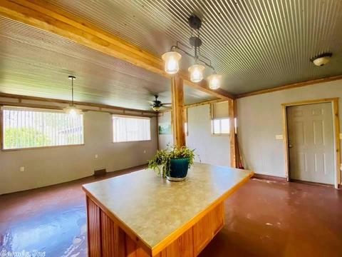 1302 Holmes Rd, Mountain View, AR 72560 photo 8