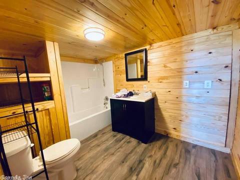 1302 Holmes Rd, Mountain View, AR 72560 photo 12