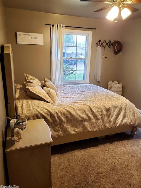 222 11th St, Marked Tree, AR 72365 photo 9