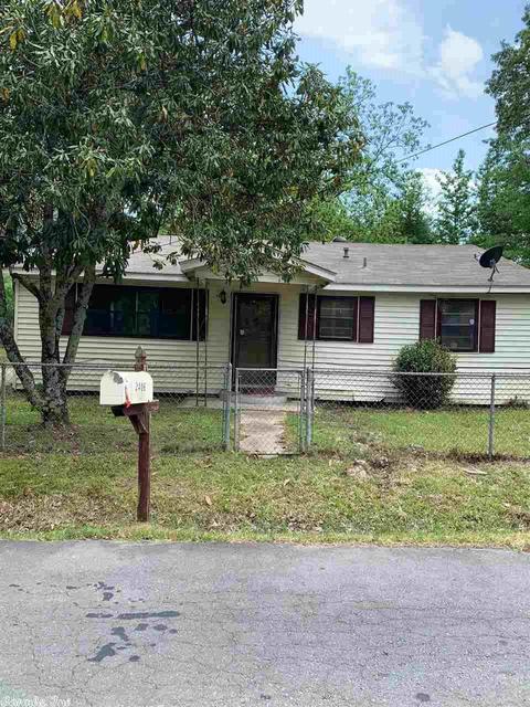 2406 W Saracen Ave, Pine Bluff, AR 71601 photo 2