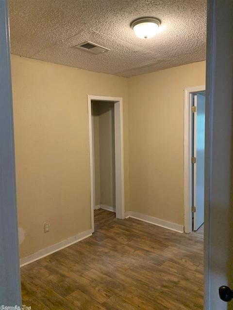 2406 W Saracen Ave, Pine Bluff, AR 71601 photo 7