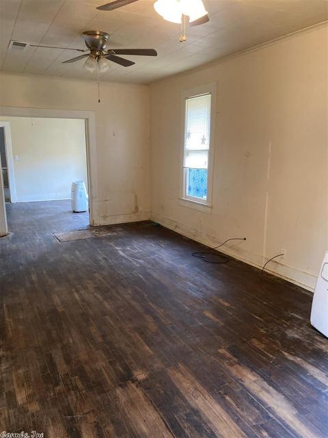 3204 S Linden St, Pine Bluff, AR 71603 photo 2