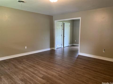 39 Meadowbrook Dr, Conway, AR 72032 photo 3