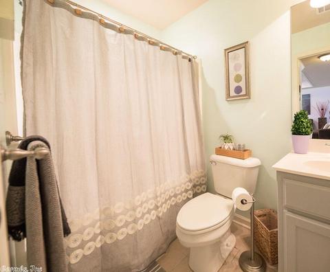 4002 Madrid, Benton, AR 72015 photo 22
