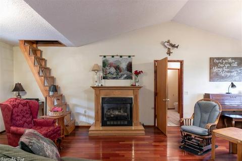 17 Cooper Ln, Conway, AR 72034 photo 4