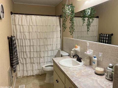 203 Watkins Ln, Mount Ida, AR 71957 photo 9