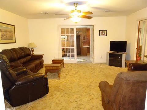 7 Marshall Dr, Searcy, AR 72143 photo 4