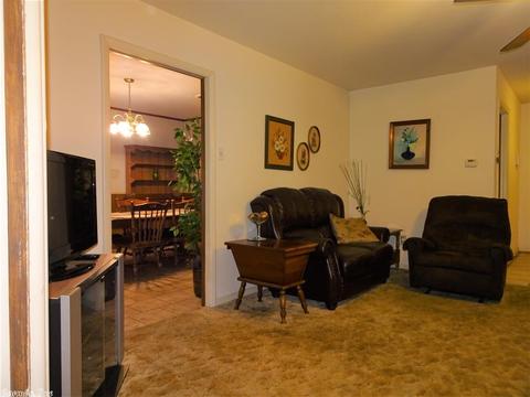 7 Marshall Dr, Searcy, AR 72143 photo 5