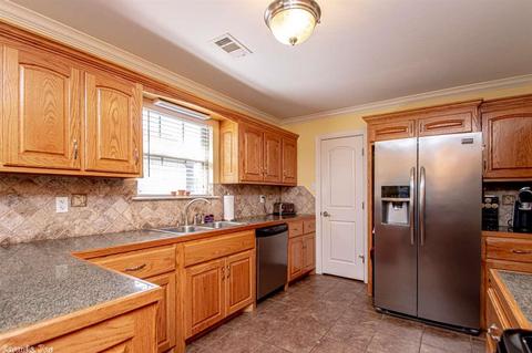 3910 Edgewater Dr, Benton, AR 72019 photo 15