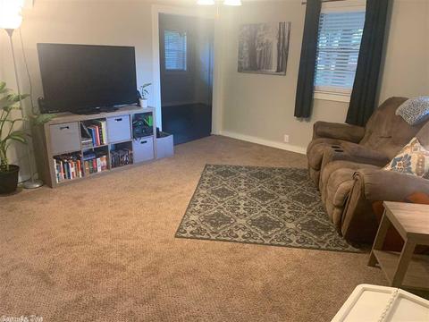 103 S Walnut St, Bryant, AR 72022 photo 3