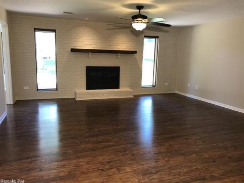 2300 S Fox Trl, Benton, AR 72019 photo 3
