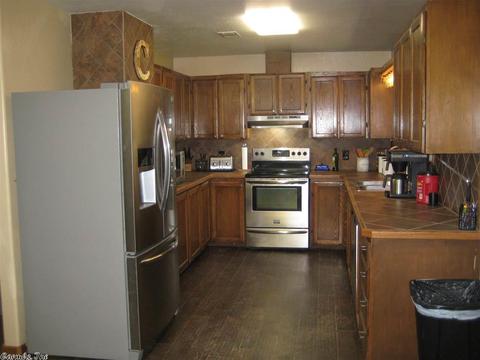 2935 Polk 54, Mena, AR 71953 photo 4