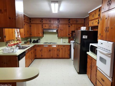 2207 W 36th Ave, Pine Bluff, AR 71603 photo 3