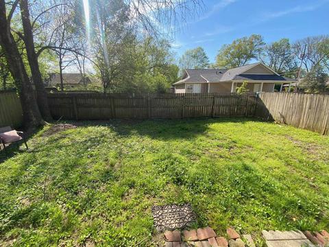 1361 Davis, Conway, AR 72034 photo 26