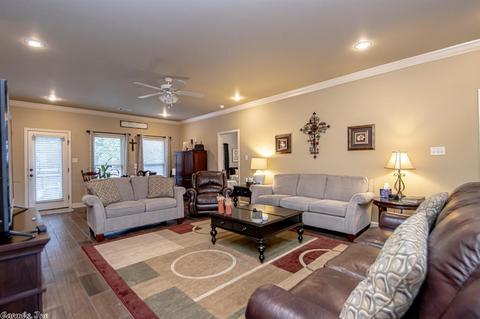 130 Madrid, Benton, AR 72015 photo 6