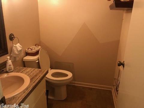 37 Canterbury Cv, Pine Bluff, AR 71603 photo 12
