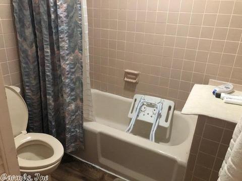 37 Canterbury Cv, Pine Bluff, AR 71603 photo 15