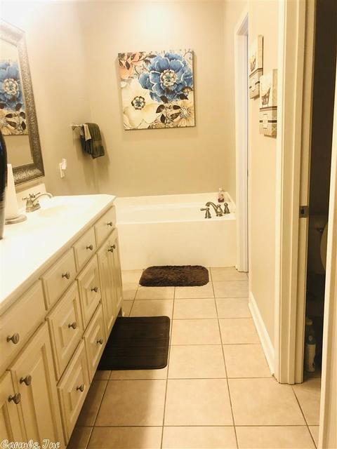 2513 Springhill Village Dr, Bryant, AR 72022 photo 6