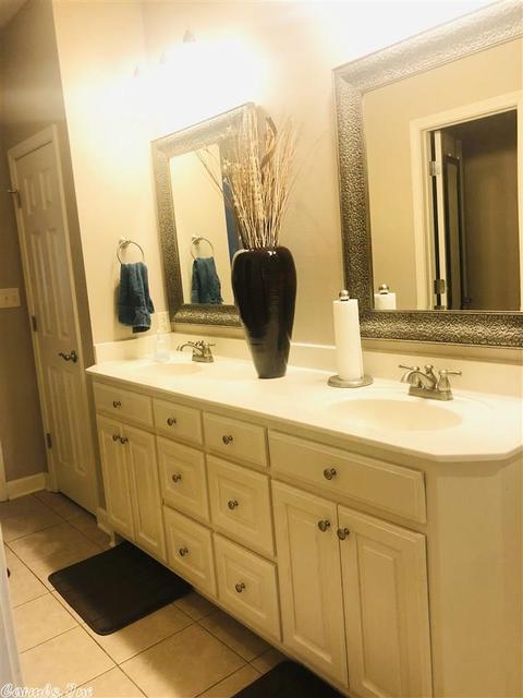 2513 Springhill Village Dr, Bryant, AR 72022 photo 5