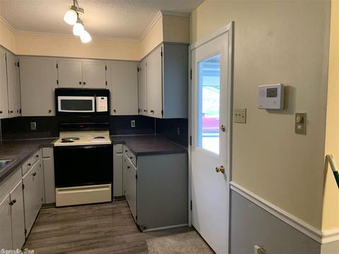 8003 S Pinewood Dr, Pine Bluff, AR 71603 photo 5