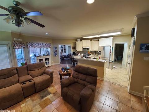 828 Miller Loop, Benton, AR 72019 photo 12