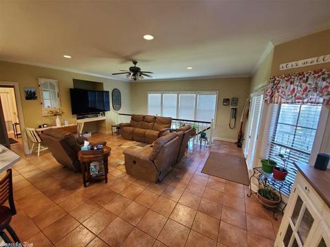 828 Miller Loop, Benton, AR 72019 photo 7