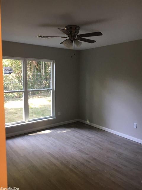 712 Hester, Benton, AR 72015 photo 3