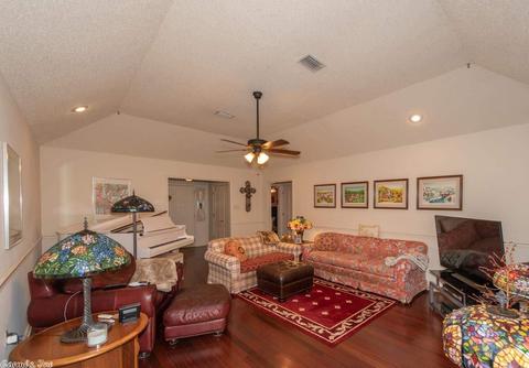 295 Pickwicket Dr, Conway, AR 72034 photo 5