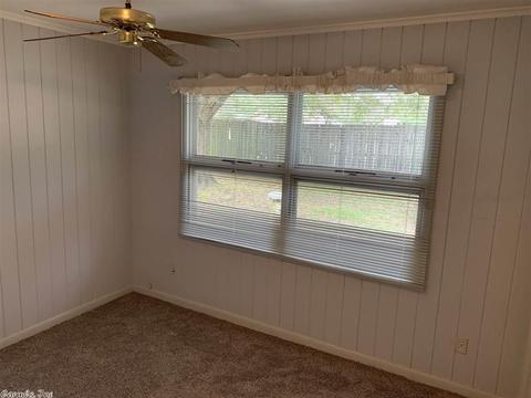 200 Haynes Dr, Pine Bluff, AR 71603 photo 13