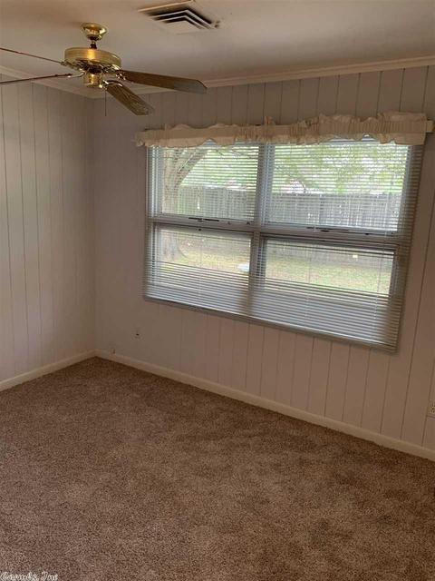 200 Haynes Dr, Pine Bluff, AR 71603 photo 14