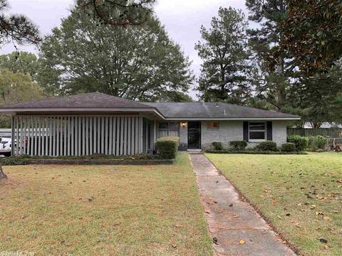 200 Haynes Dr, Pine Bluff, AR 71603 photo 1