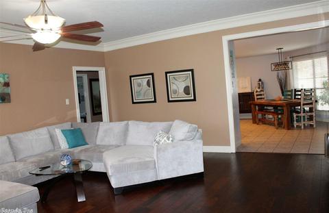 365 Cheyenne Ln, Conway, AR 72032 photo 9