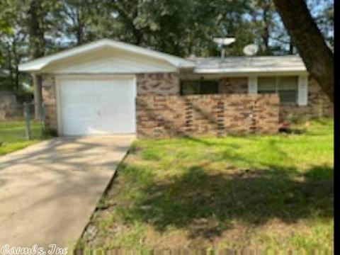 6001 Farwil Dr, Pine Bluff, AR 71603 photo 3
