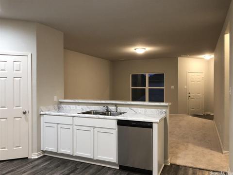 2020 Matthews Meadows Ln, Conway, AR 72032 photo 6