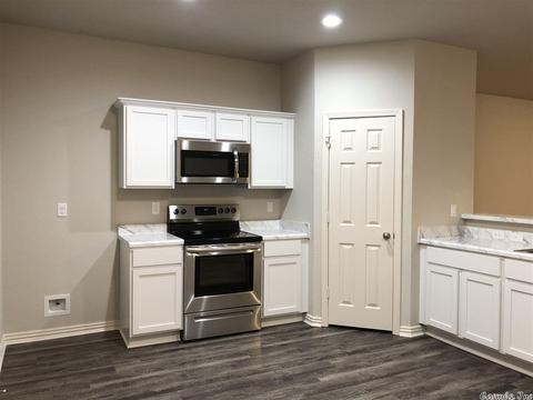 2020 Matthews Meadows Ln, Conway, AR 72032 photo 8