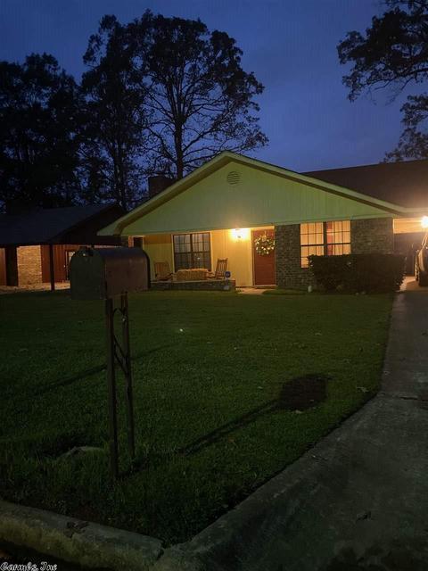 6001 Davis Dr, Pine Bluff, AR 71603 photo 5