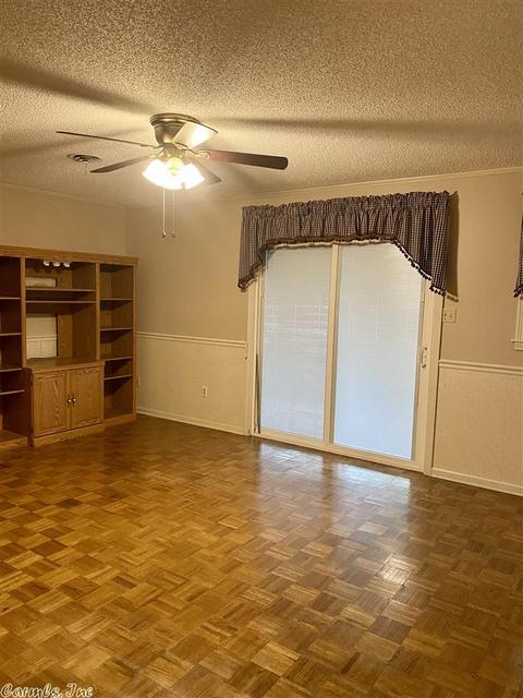 2206 W 39th Ave, Pine Bluff, AR 71603 photo 6