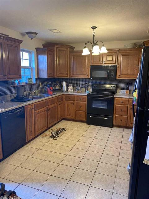 115 Stringham Rd, Searcy, AR 72143 photo 5