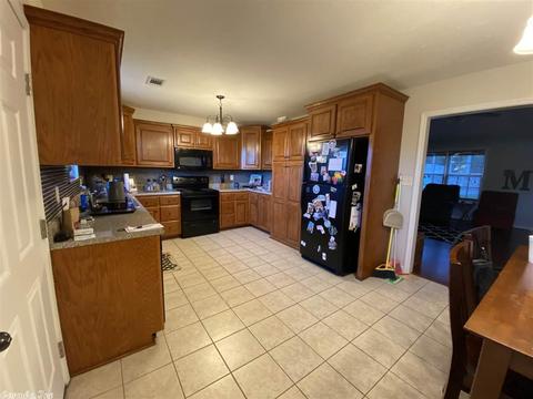 115 Stringham Rd, Searcy, AR 72143 photo 4