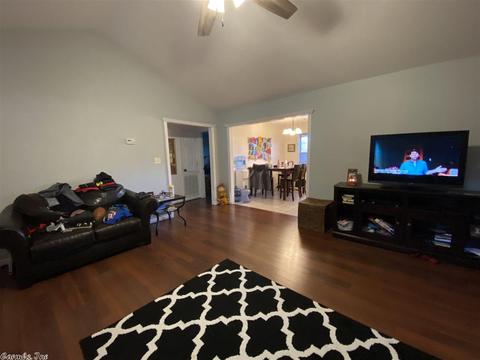 115 Stringham Rd, Searcy, AR 72143 photo 3